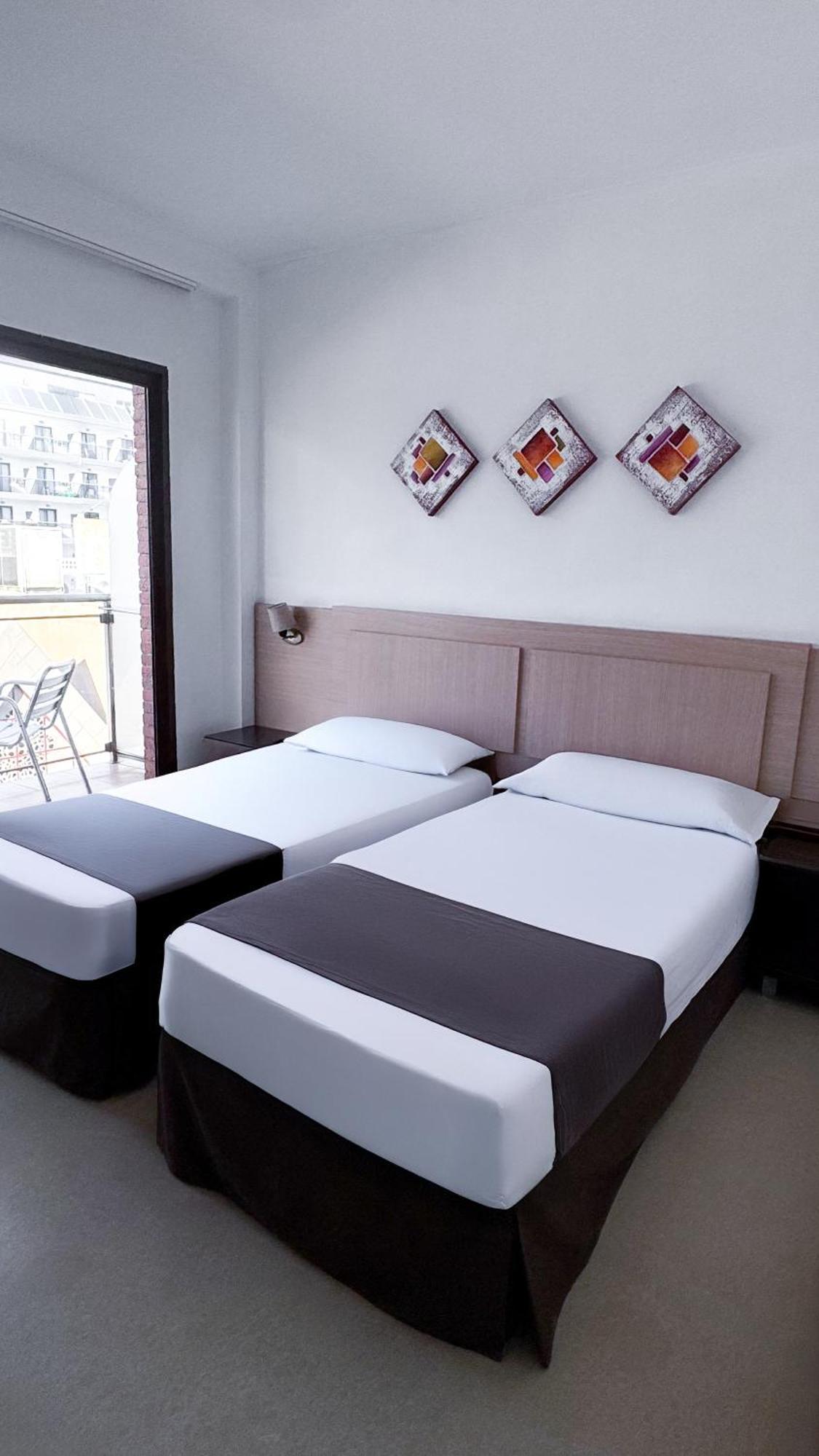Primavera Hotel